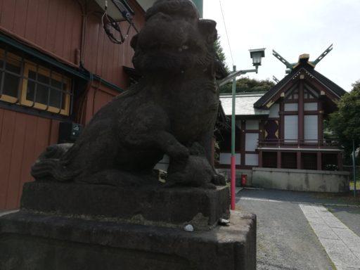 奥戸天祖神社　狛犬(子取り)