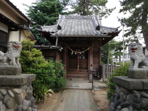 新田胡録神社　社殿