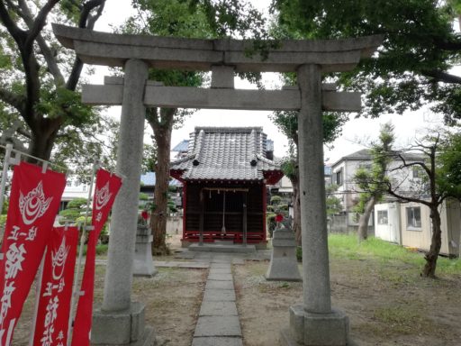 赤稲荷神社　社殿