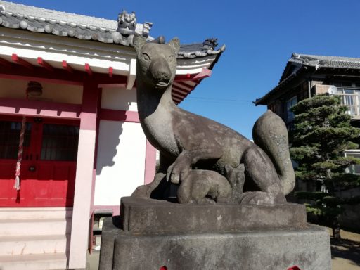 稲荷木稲荷神社の狛狐