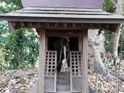 八幡神社の境内社　妙正大明神