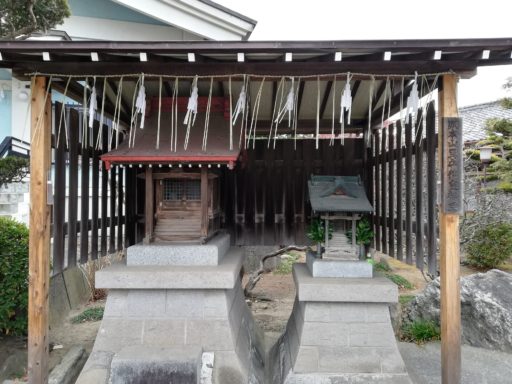 顕本山巽守護霊神堂