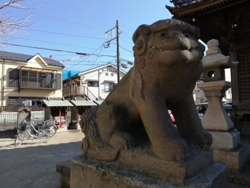 香取神社の狛犬(左)