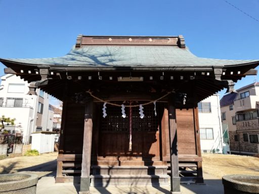 関ヶ島胡録神社　拝殿