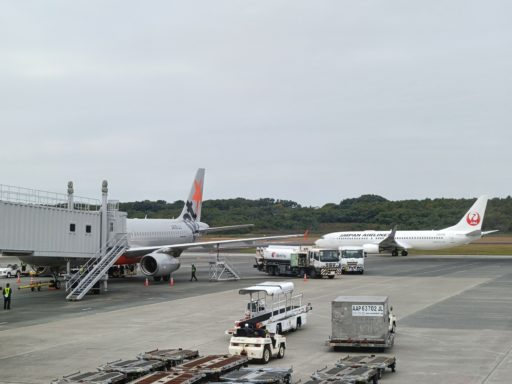 熊本空港に到着