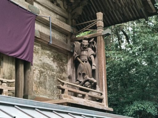 高千穂神社　本殿の彫刻