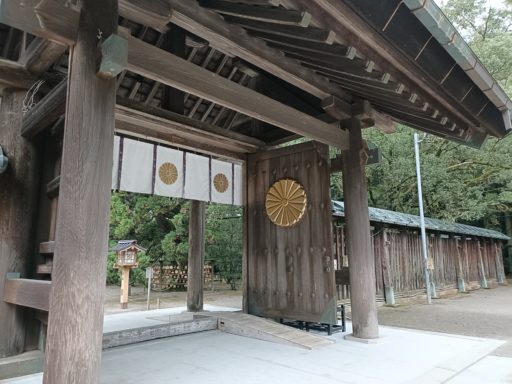 宮崎神宮　神門