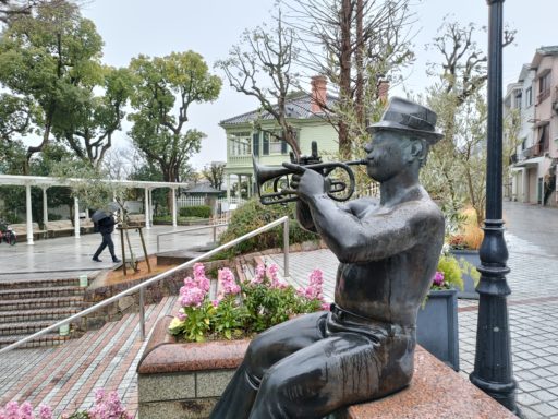 トランペットにしては短い