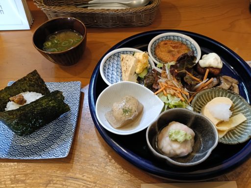 おでんとおばんざいプレート