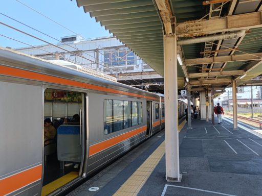 岡崎駅で乗り換え
